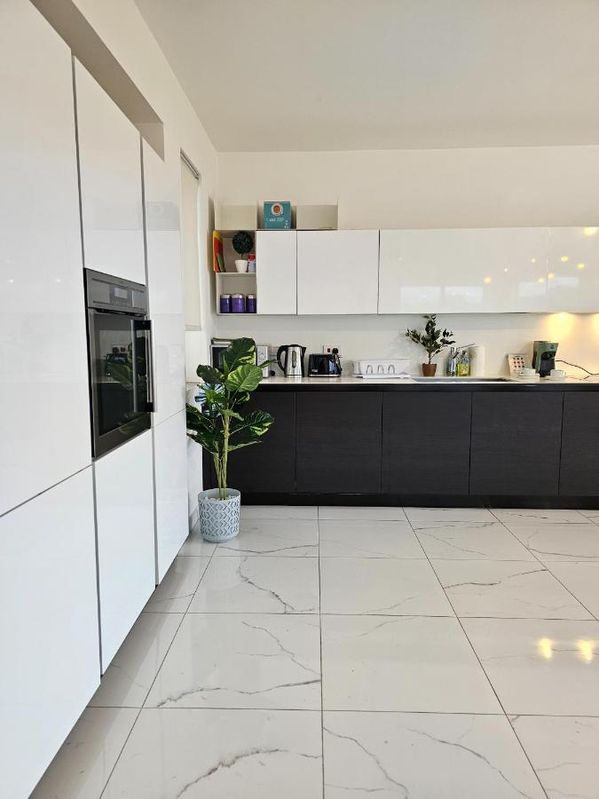 Apartmán Mive Luxury Sea View Penthouse Gzira Exteriér fotografie
