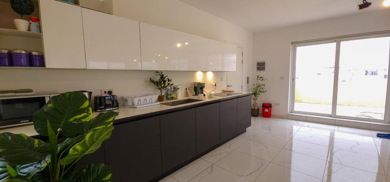 Apartmán Mive Luxury Sea View Penthouse Gzira Exteriér fotografie